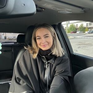 Meet your Posher, Annick